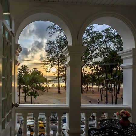 Patong Marina Hotel By Lofty Ngoại thất bức ảnh