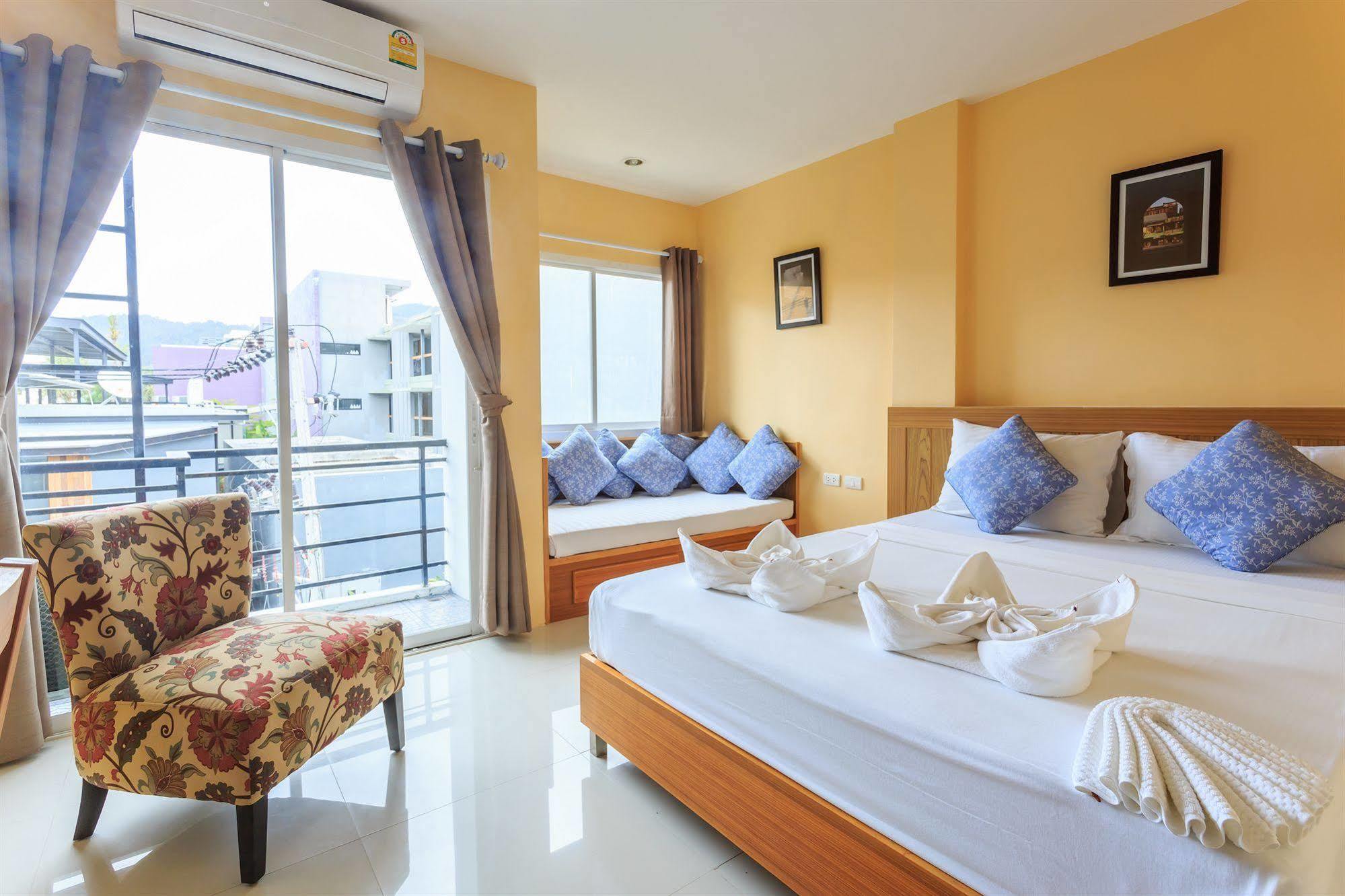 Patong Marina Hotel By Lofty Ngoại thất bức ảnh