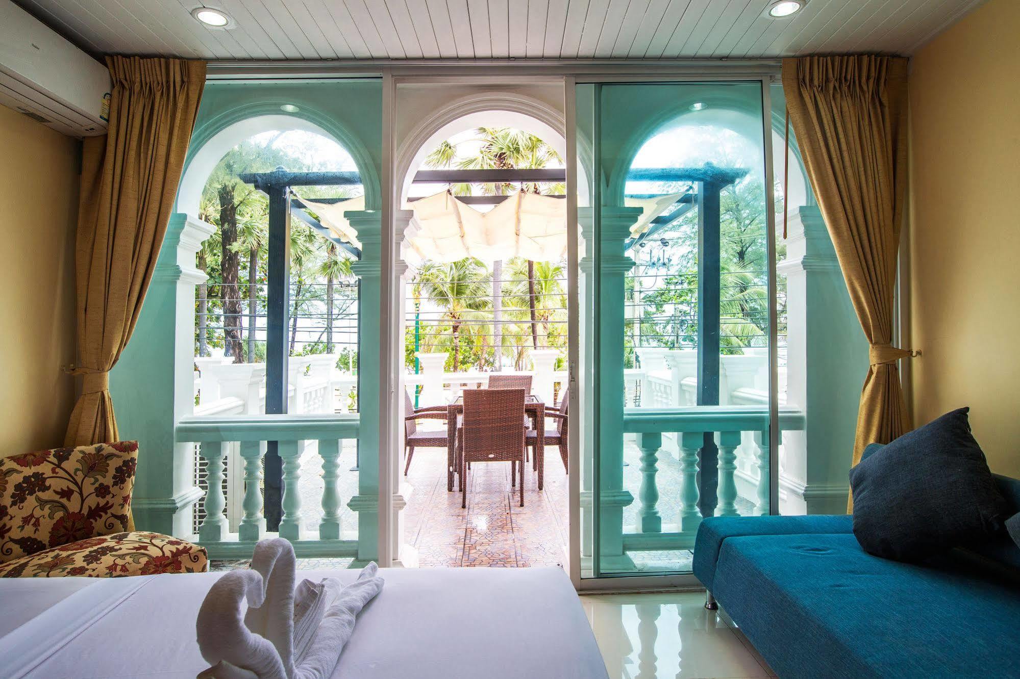 Patong Marina Hotel By Lofty Ngoại thất bức ảnh